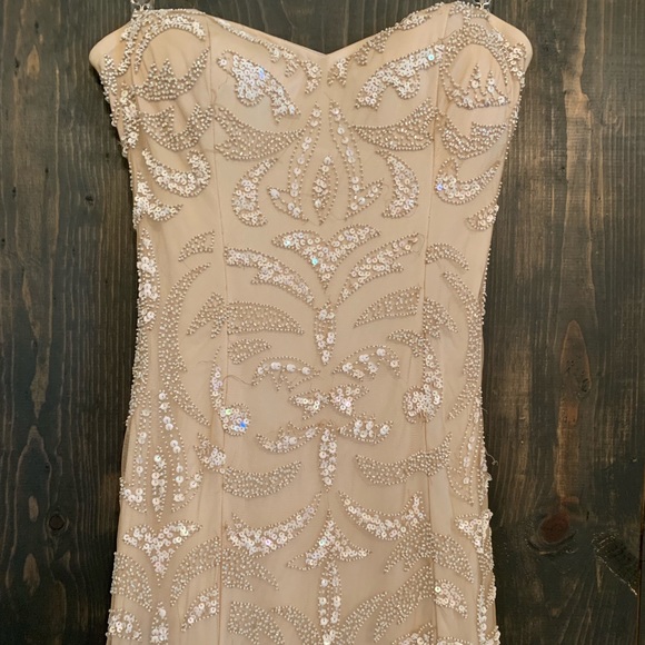 Form fitting beaded Prom Dress - Picture 2 of 5